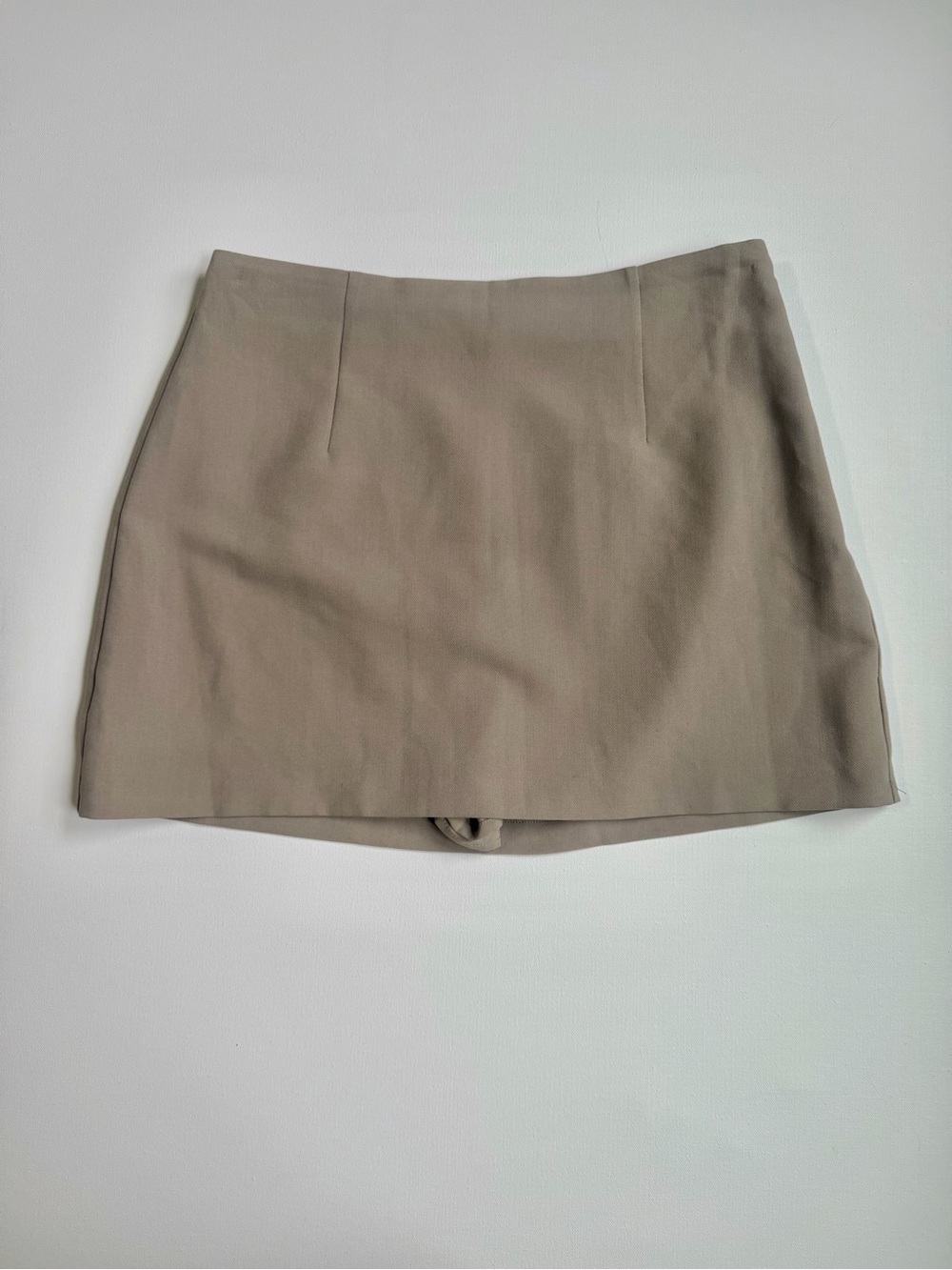 Abercrombie & Fitch Women’s Neutral Taupe Mini Skort - M